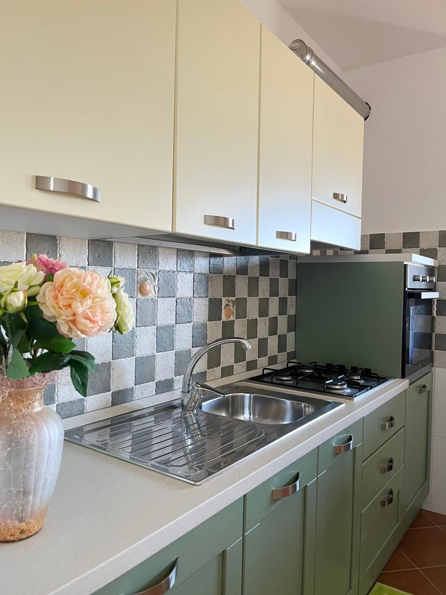 Sa Codula Iun R8525 Apartment
